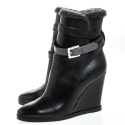Pre Owned Fendi Black Leather And Fur Trim Wedge Ankle Boots Size 40