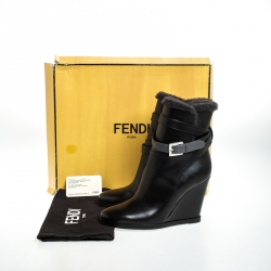 Pre Owned Fendi Black Leather And Fur Trim Wedge Ankle Boots Size 40