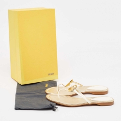 Pre Owned Fendi Off White Patent Leather Thong Flats Size 38