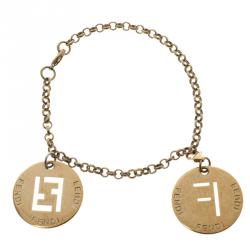 مملوكة مسبقًا Fendi Logo Identification Gold Tone Charm Bracelet