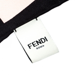 مملوكة مسبقًا وشاح فندي مطبوع بوم بوم تجريدي مربع حرير متعدد الألوان