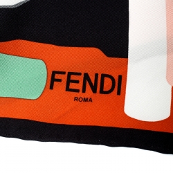 مملوكة مسبقًا وشاح فندي مطبوع بوم بوم تجريدي مربع حرير متعدد الألوان