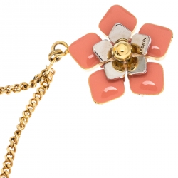 مملوكة مسبقًا Fendi Blossom Enamel Flower Charm Gold Tone Bracelet