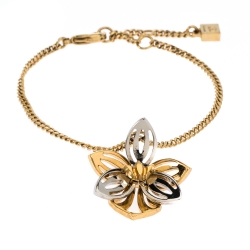 مملوكة مسبقًا Fendi Blossom Flower Charm Two Tone Bracelet