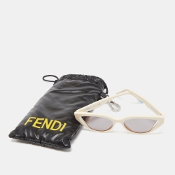 Pre Owned Fendi Off White/Blue FE4009I Cat Eye Sunglasses