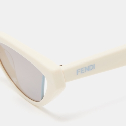 Pre Owned Fendi Off White/Blue FE4009I Cat Eye Sunglasses