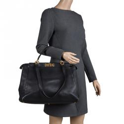 Pre Owned Fendi Black Leather Large Peekaboo Top Handle Bag