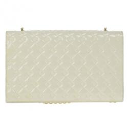 مملوكة مسبقًا Fendi Beige Patent Leather Fendilicious WOC Shoulder Bag