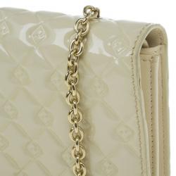 مملوكة مسبقًا Fendi Beige Patent Leather Fendilicious WOC Shoulder Bag