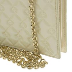 مملوكة مسبقًا Fendi Beige Patent Leather Fendilicious WOC Shoulder Bag