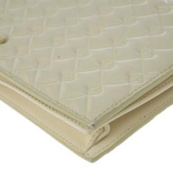 مملوكة مسبقًا Fendi Beige Patent Leather Fendilicious WOC Shoulder Bag