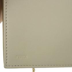 مملوكة مسبقًا Fendi Beige Patent Leather Fendilicious WOC Shoulder Bag