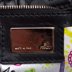 Pre Owned Fendi Balck Leather Logo Embossed Mama Baguette Shoulder Bag