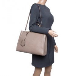 Pre Owned Fendi Beige Saffiano Leather 2Jours Tote