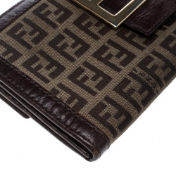 Pre Owned Fendi Brown Zucchino Canvas Forever Continental Wallet