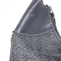 مملوكة مسبقًا Fendi Silver Leather Woven Hobo