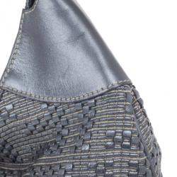 مملوكة مسبقًا Fendi Silver Leather Woven Hobo