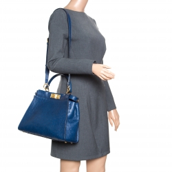 Pre Owned Fendi Blue Leather Medium Peekaboo Top Handle Bag