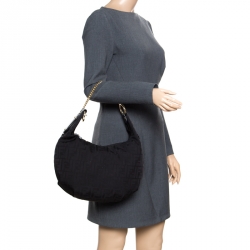 Pre Owned Fendi Black Zucca Canvas Chef Chain Link Hobo