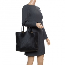 Pre Owned Fendi Black Zucchino Coated Canvas Spalmati Drawstring Tote