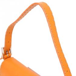 Pre Owned Fendi Orange Selleria Leather Baguette Shoulder Bag