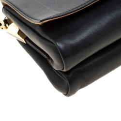 Pre Owned Fendi Black Leather Pequin Tonal Strip Shoulder Bag