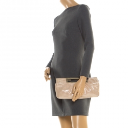 Pre Owned Fendi Metallic Beige Leather Cutout Handle Clutch