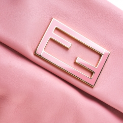 Pre Owned Fendi Pink Leather Fendista Pochette Crossbody Bag
