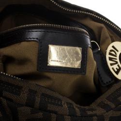 مملوكة مسبقًا Fendi Zucca Chef Chain Link Hobo