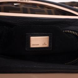Pre Owned Fendi Zucca Canvas Borsa Smile Clutch