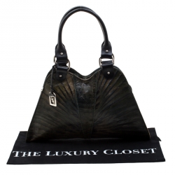 Pre Owned Fendi Green Leather Devil Trapezio Shoulder Bag