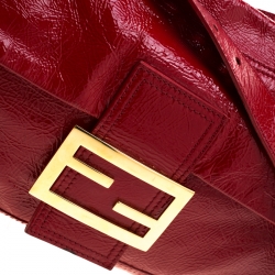 Pre Owned Fendi Red Crinkle Patent Leather Large Mamma Baguette Shoulder Bag