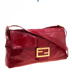 Pre Owned Fendi Red Crinkle Patent Leather Large Mamma Baguette Shoulder Bag