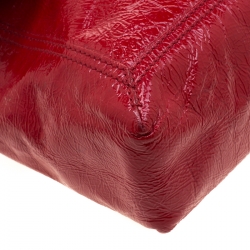 Pre Owned Fendi Red Crinkle Patent Leather Large Mamma Baguette Shoulder Bag