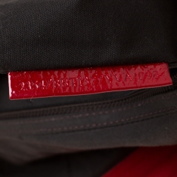 Pre Owned Fendi Red Crinkle Patent Leather Large Mamma Baguette Shoulder Bag