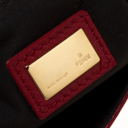 Pre Owned Fendi Red Crinkle Patent Leather Large Mamma Baguette Shoulder Bag