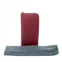 Pre Owned Fendi Red Leather Zip Around Organizer Wallet