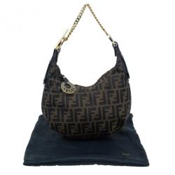 مملوكة مسبقًا Fendi Zucca Canvas Chef Chain Link Hobo