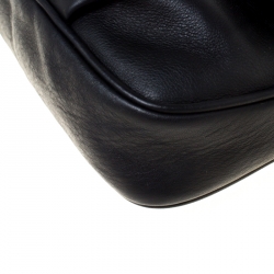 Pre Owned Fendi Black Leather Fendista Pochette Crossbody Bag