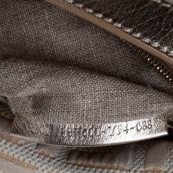 Pre Owned Fendi Gold/White Textured Fabric and Leather Mama Baguette Shoulder Bag