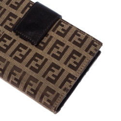 Pre Owned Fendi Zucchino Canvas and Leather Kiss Lock Compact Wallet
