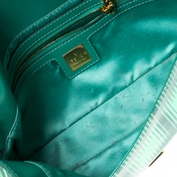 Pre Owned Fendi Green Textured Leather Baguette Shoulder Bag