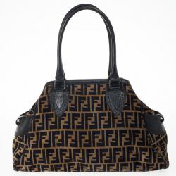 مملوكة مسبقًا Fendi Velour Zucca Bag Du Jour Tote