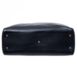 Pre Owned Fendi Black Leather Medium Peekaboo Top Handle Bag