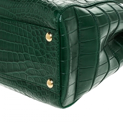 Pre Owned Fendi Green Crocodile Medium Peekaboo Top Handle Bag
