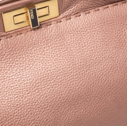Pre Owned Fendi Metallic Pink Seleria Leather Medium Made To Order Peekaboo Top Handle Bag