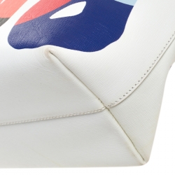 Pre Owned Fendi White Roma Print Coated Canvas Large Roll Tote