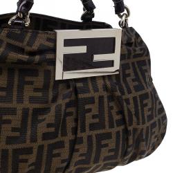 مملوكة مسبقًا Fendi Zucca Monogram Canvas Small Mia Chain Tote