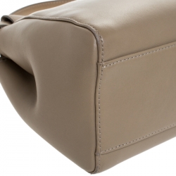 Pre Owned Fendi Beige Leather Mini Peekaboo Top Handle Bag