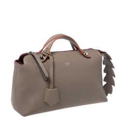 Pre Owned Fendi Beige Leather Small By The Way Shoulder Bag